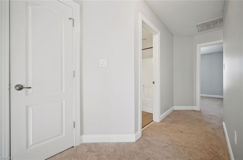 4452 Harlesden Dr Property Photo 33