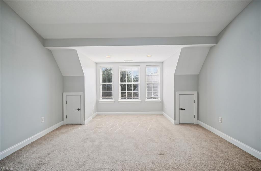 4452 Harlesden Dr Property Photo 35