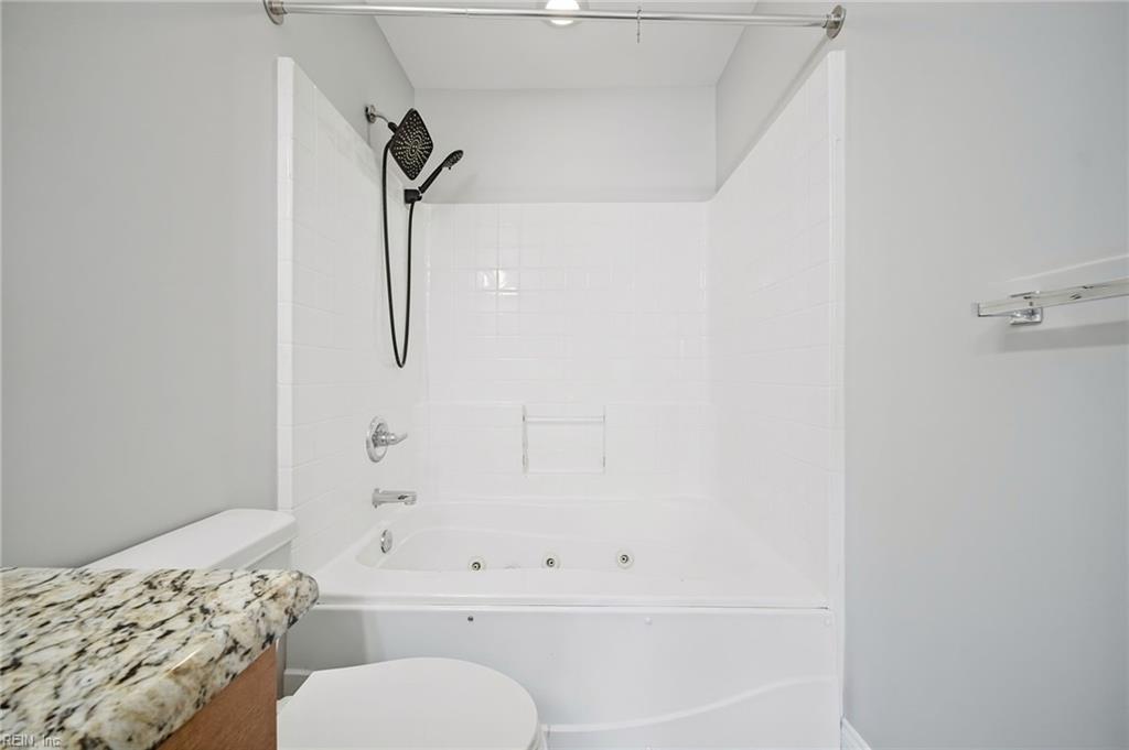 4452 Harlesden Dr Property Photo 39