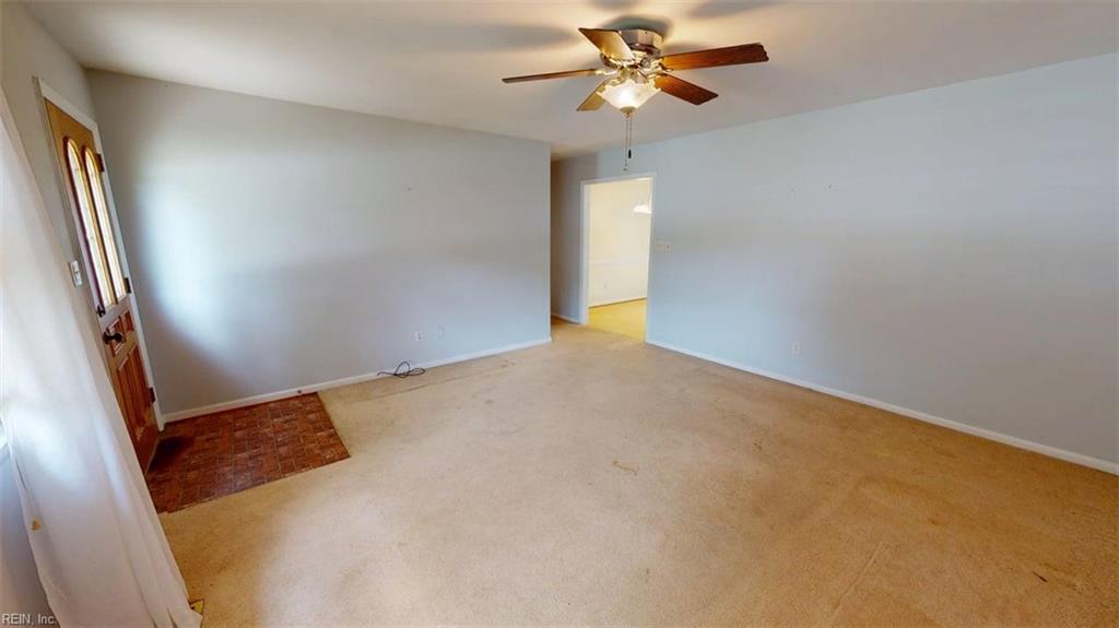 110 Londonshire Ter Property Photo 5
