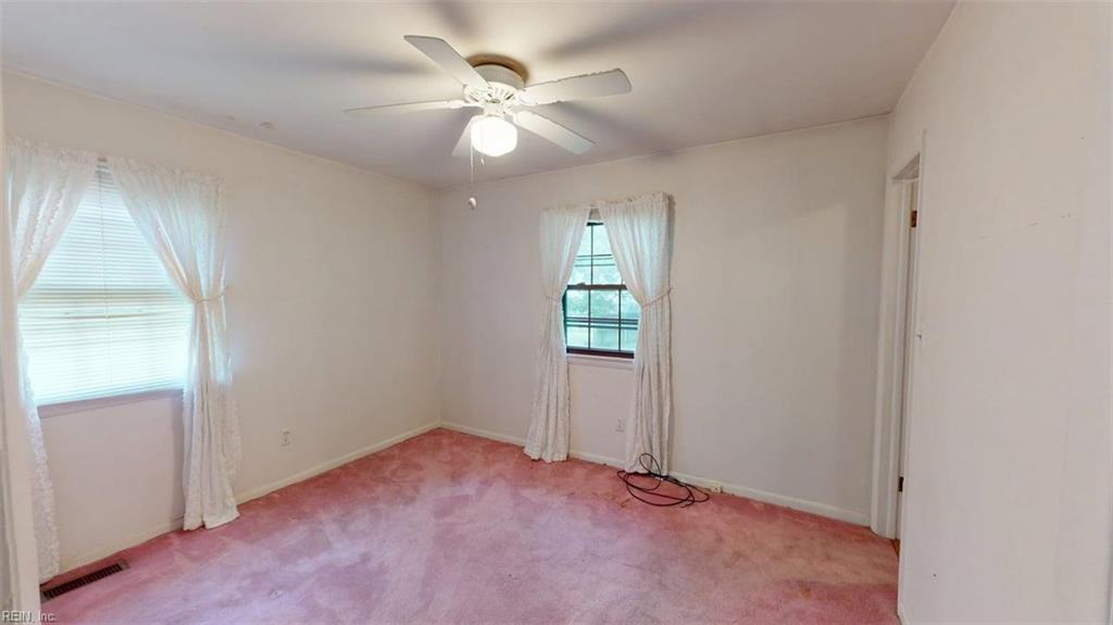 110 Londonshire Ter Property Photo 20