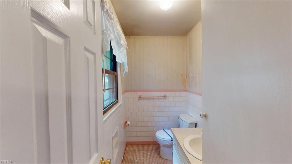 110 Londonshire Ter Property Photo 23