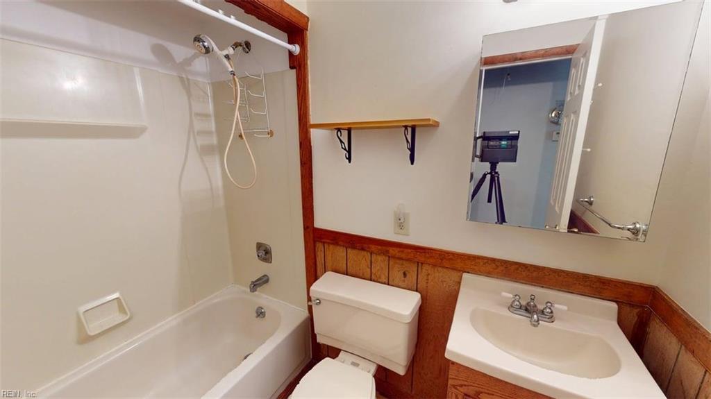 110 Londonshire Ter Property Photo 26