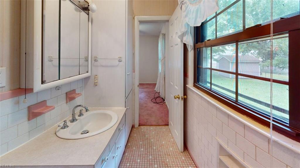 110 Londonshire Ter Property Photo 27