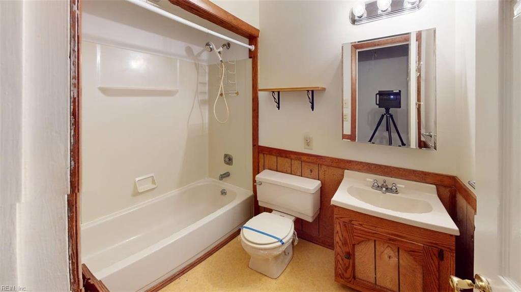110 Londonshire Ter Property Photo 28