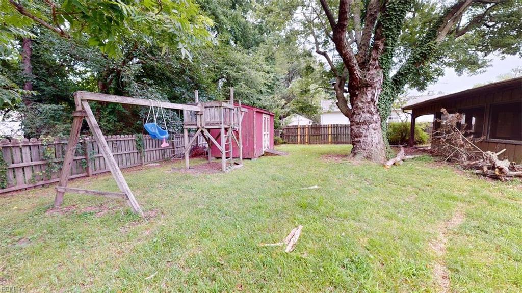 110 Londonshire Ter Property Photo 40