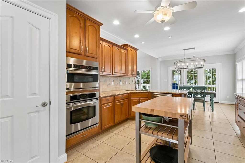 4400 Landfall Dr Property Photo 8