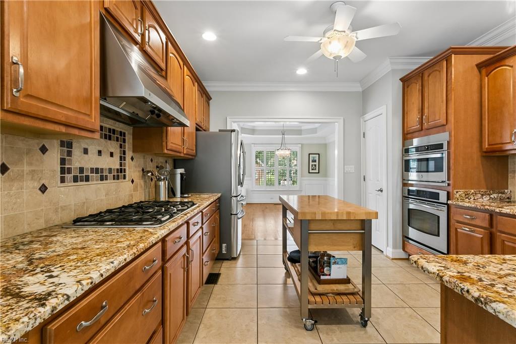 4400 Landfall Dr Property Photo 9