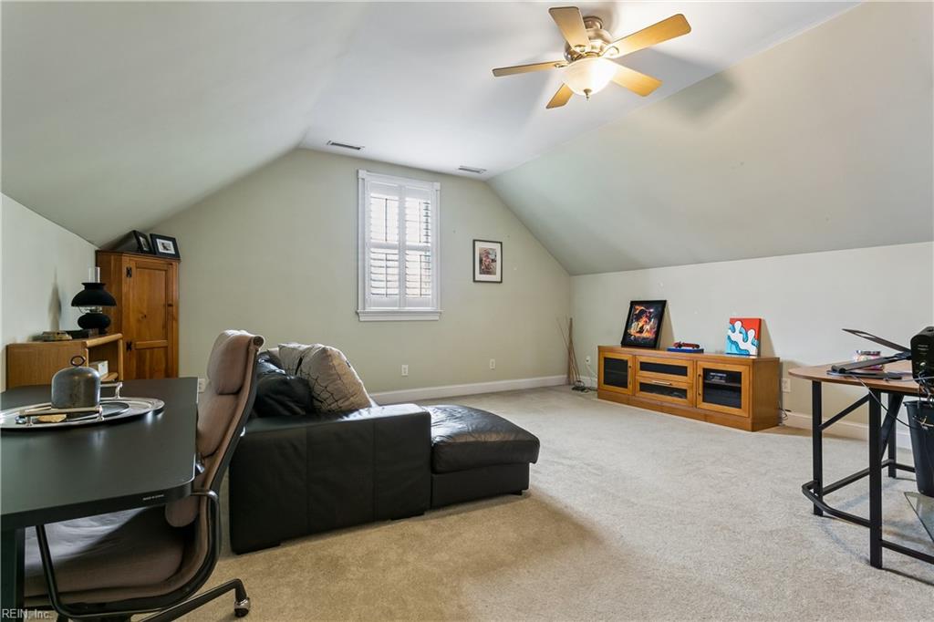 4400 Landfall Dr Property Photo 37