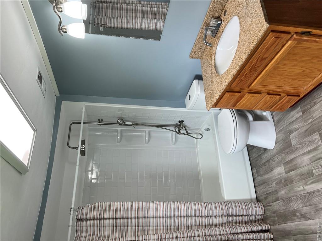 14 B Ave Property Photo 11