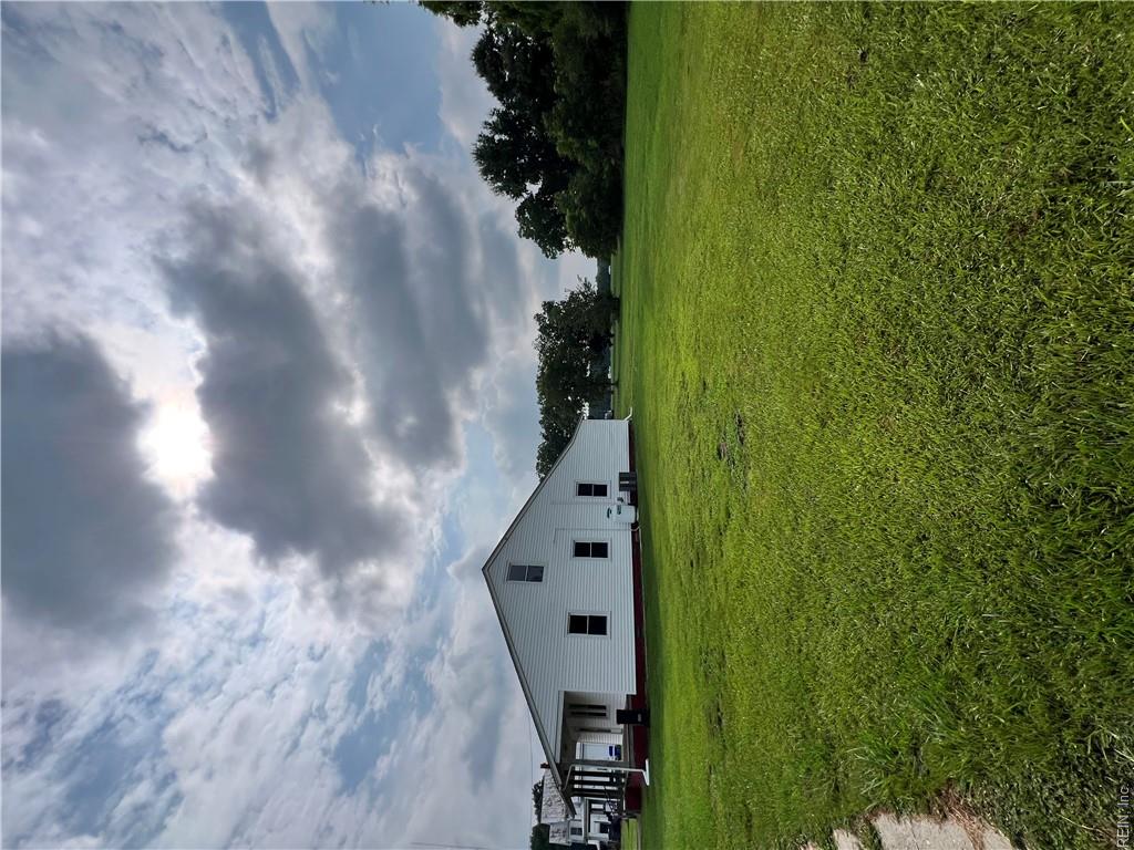 14 B Ave Property Photo 15