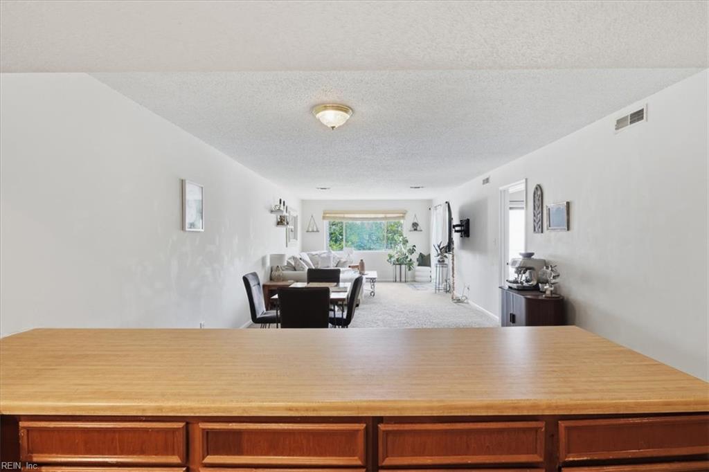 3200 Lynnhaven Dr Property Photo 8