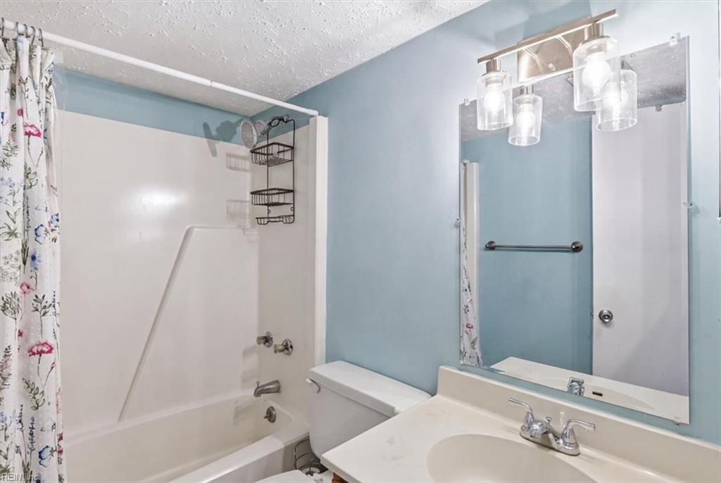 3200 Lynnhaven Dr Property Photo 23