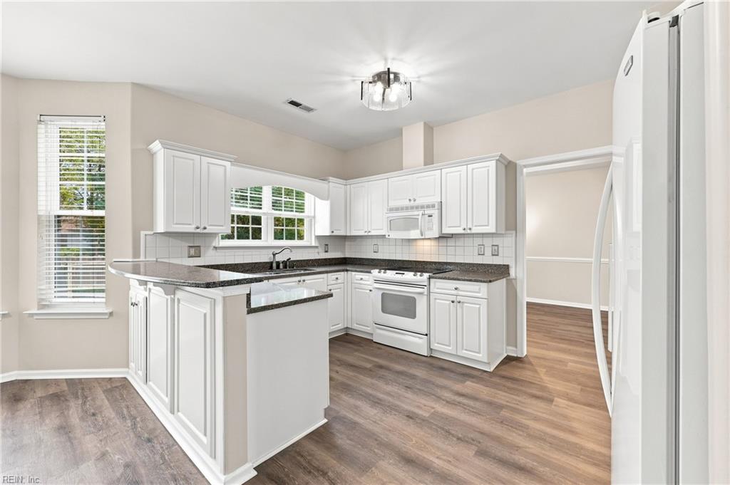 325 Calvary Way Property Photo 8