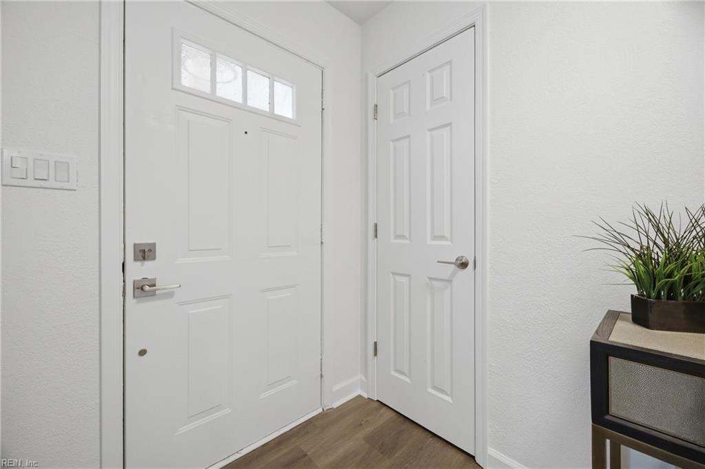 2521 Lynnriver Dr Property Photo 8
