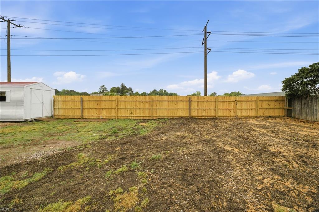 2521 Lynnriver Dr Property Photo 26