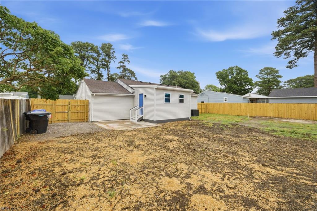 2521 Lynnriver Dr Property Photo 27