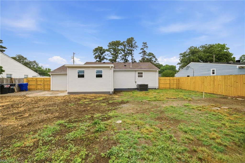 2521 Lynnriver Dr Property Photo 28
