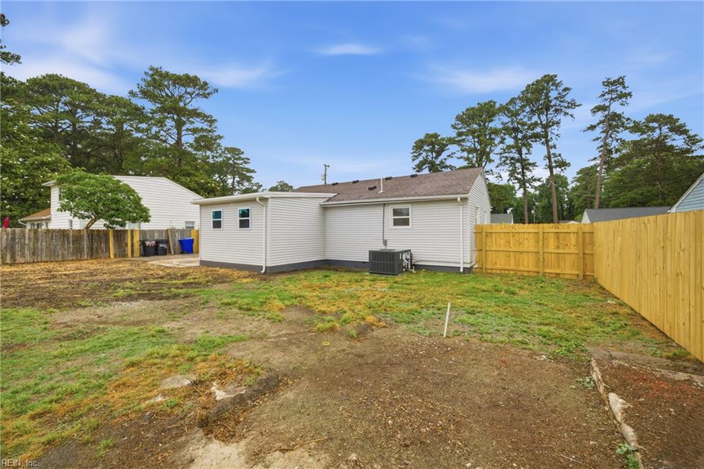 2521 Lynnriver Dr Property Photo 29