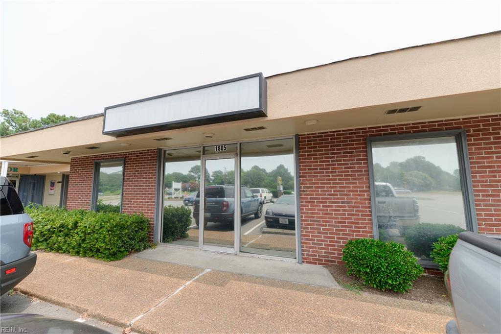 1747 George Washington Memorial Hwy Property Photo 4