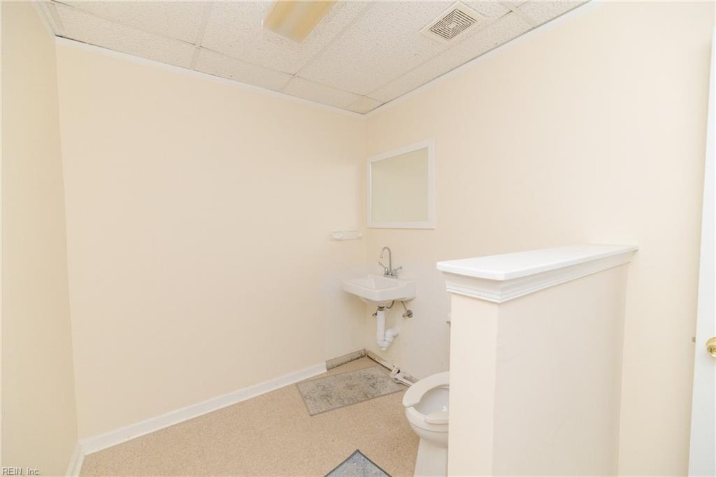 1747 George Washington Memorial Hwy Property Photo 13