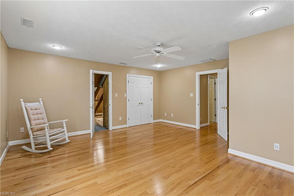 103 Melvins End Property Photo 23