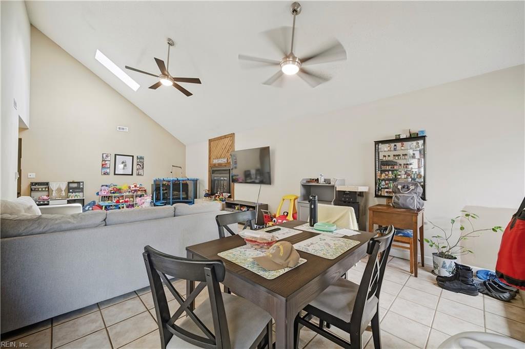 827 Chimney Hill Pw Property Photo 6