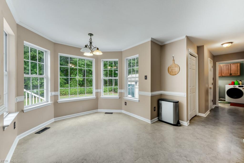 963 Speight Lyons Loop Property Photo 7