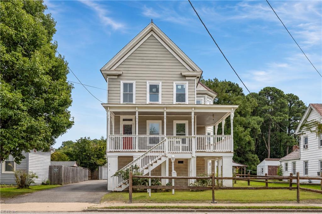 216 Beach Rd Property Photo 1
