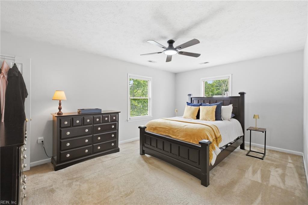 932 Elton Hall Cir Property Photo 18