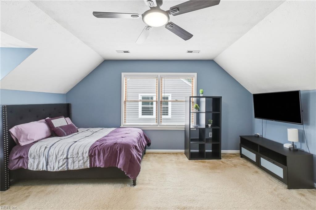 932 Elton Hall Cir Property Photo 24
