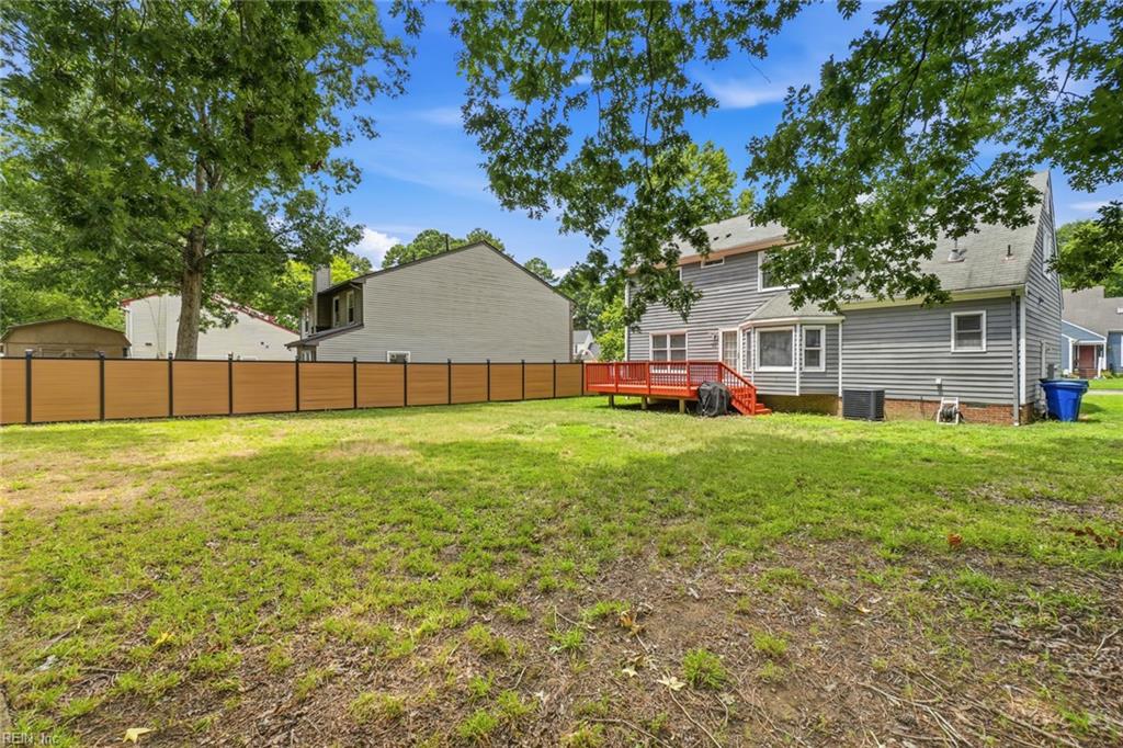 932 Elton Hall Cir Property Photo 32