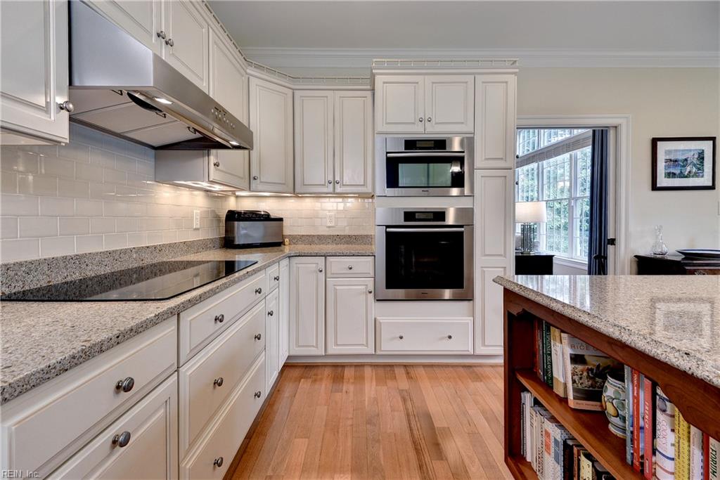 105 Portland Property Photo 14