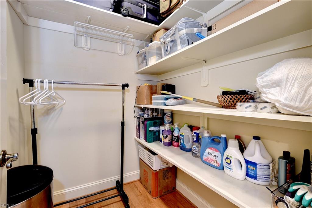 105 Portland Property Photo 21