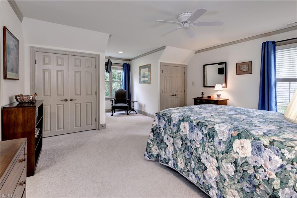 105 Portland Property Photo 32