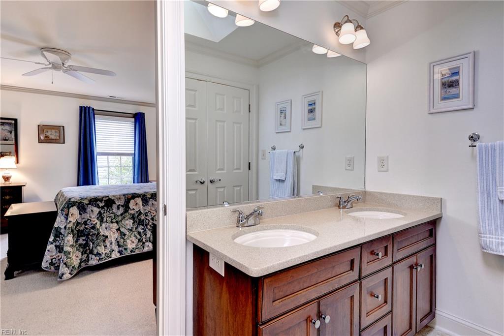 105 Portland Property Photo 34