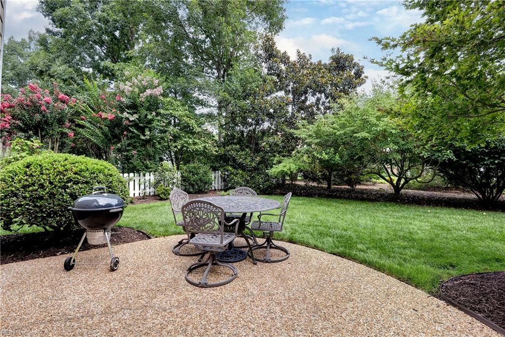 105 Portland Property Photo 44