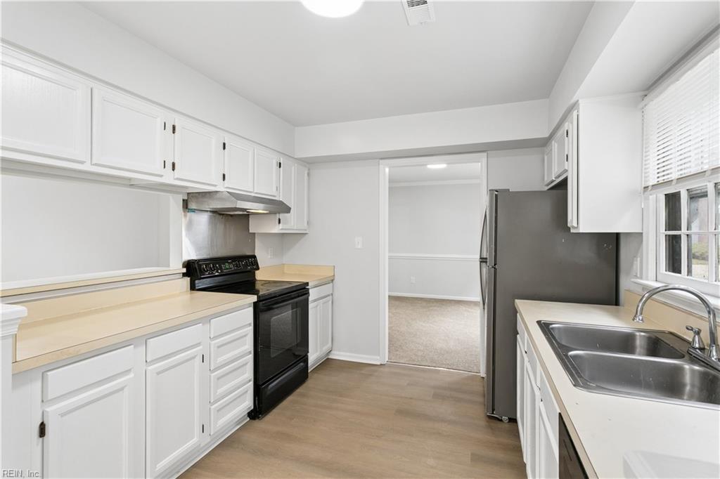 903 Belvoir Cir Property Photo 13