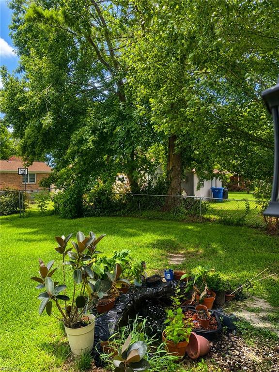 1213 Lakeview Ct Property Photo 12