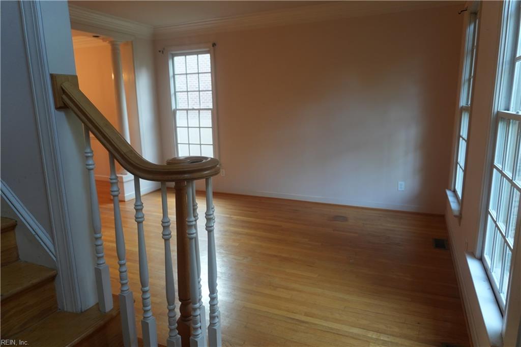 1 Carrington Ct Property Photo 3
