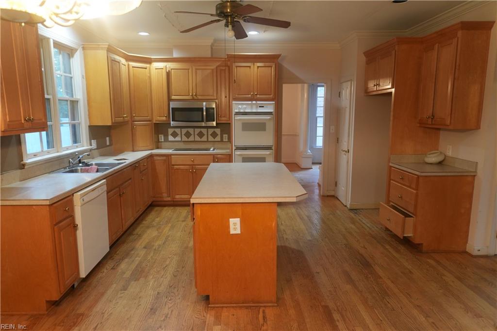 1 Carrington Ct Property Photo 6
