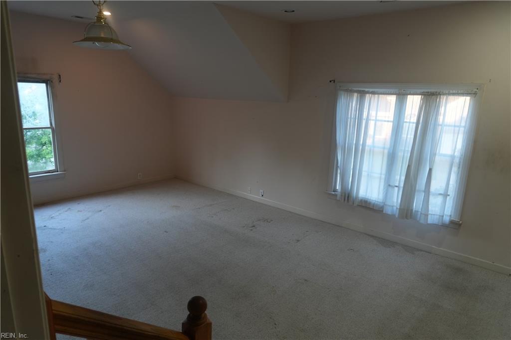 1 Carrington Ct Property Photo 12