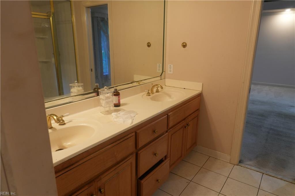 1 Carrington Ct Property Photo 14