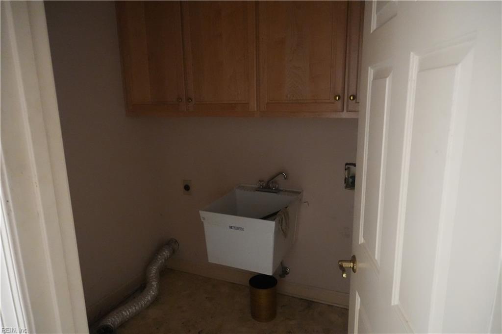 1 Carrington Ct Property Photo 23