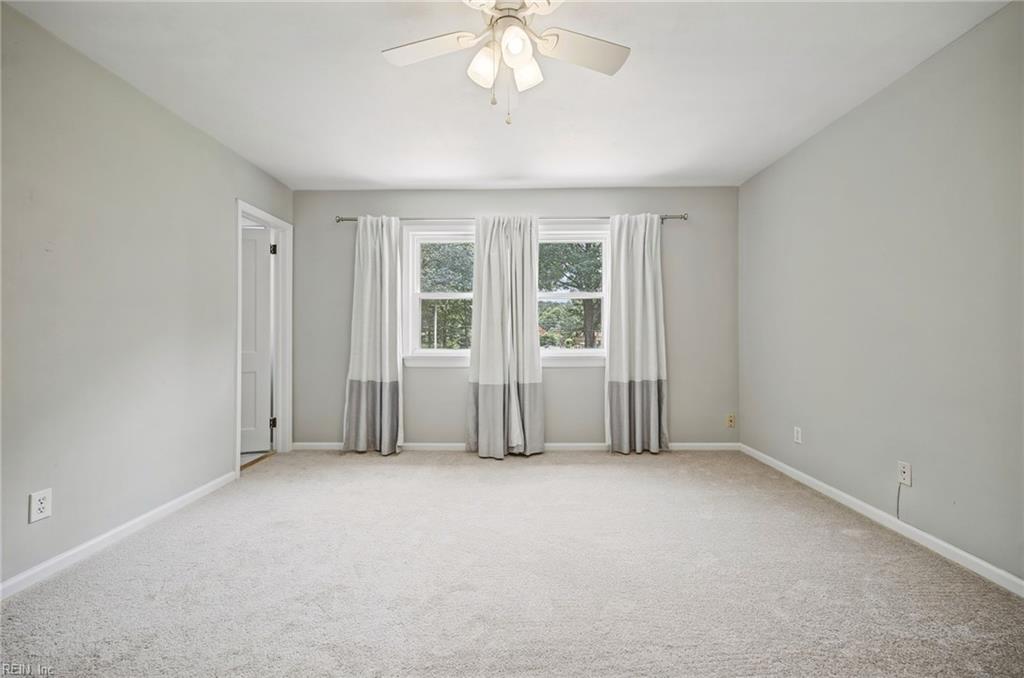 740 Yorkshire Dr Property Photo 19