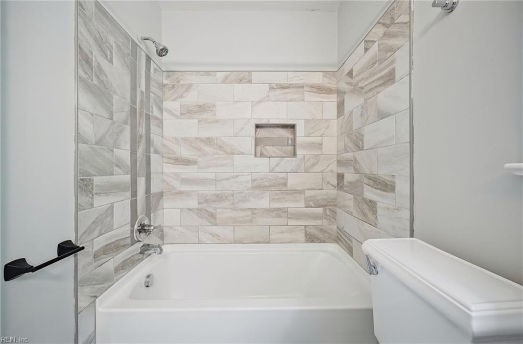 740 Yorkshire Dr Property Photo 25