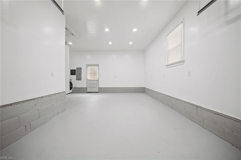 740 Yorkshire Dr Property Photo 28