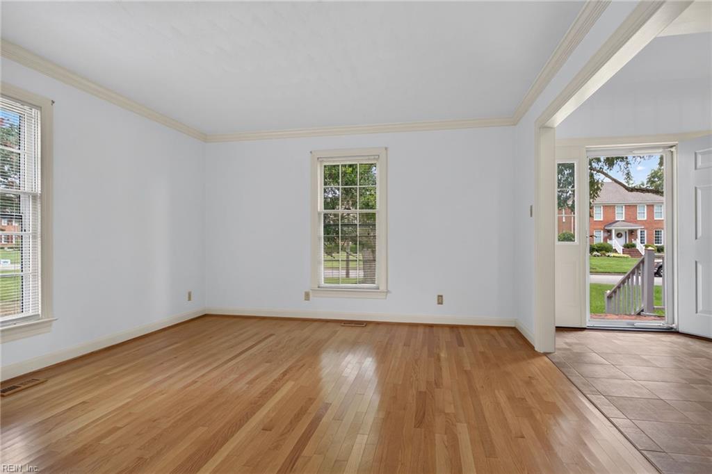 1416 Pine Grove Ln Property Photo 6