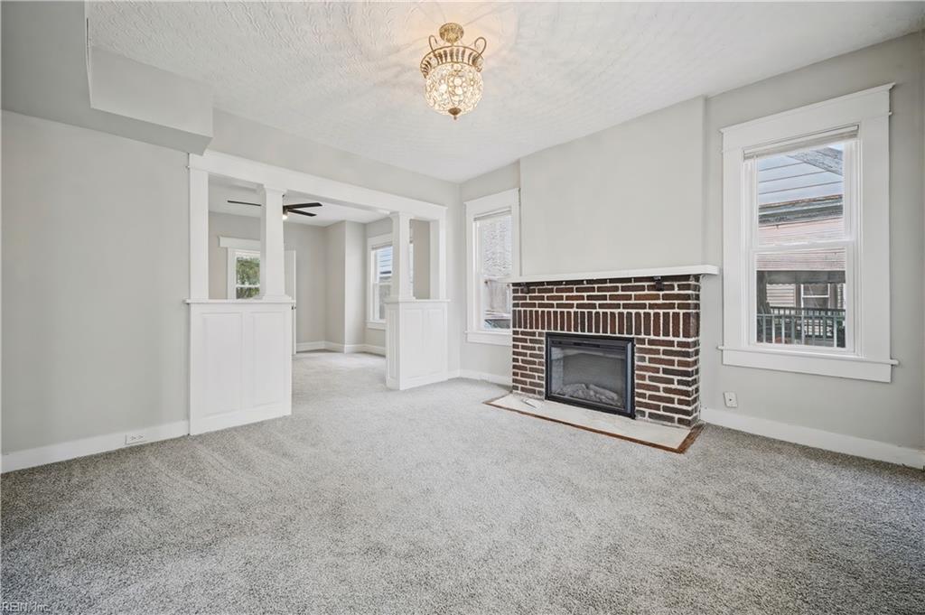 740 28th St Property Photo 6