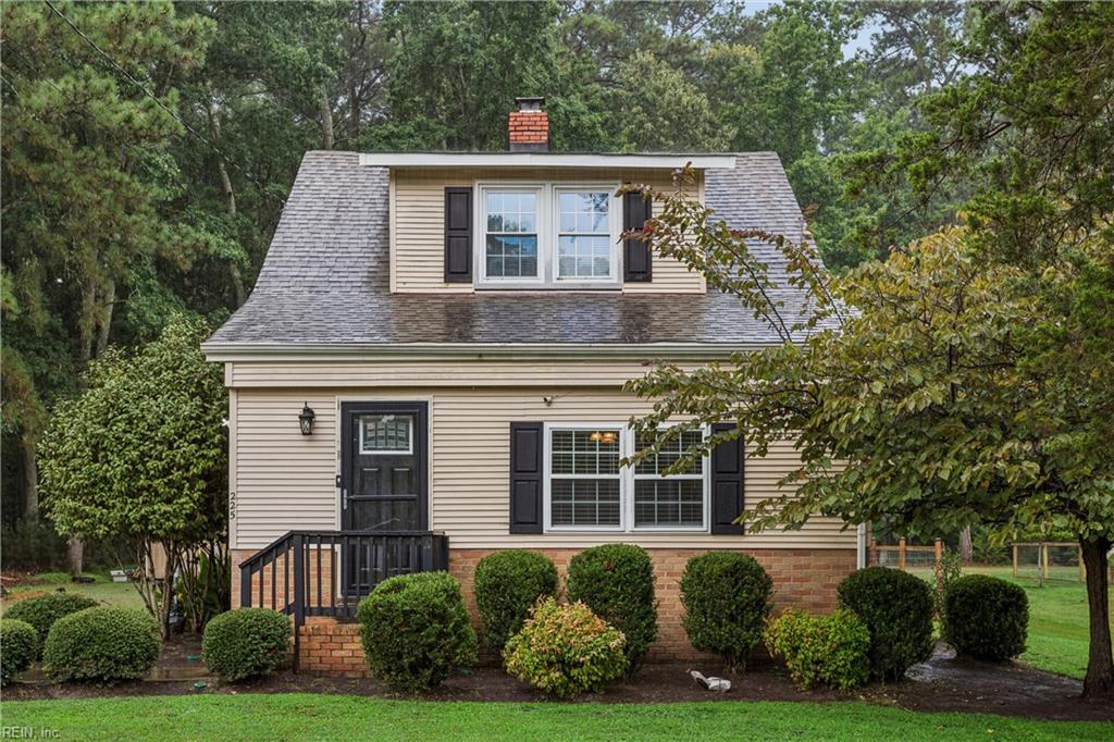225 Hunts Neck Rd Property Photo 1